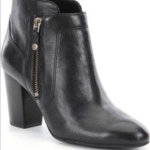 Antonio Melani booties size 8